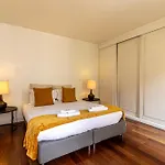 アパート Chiado Deluxe Design 3 Bedroom リスボン