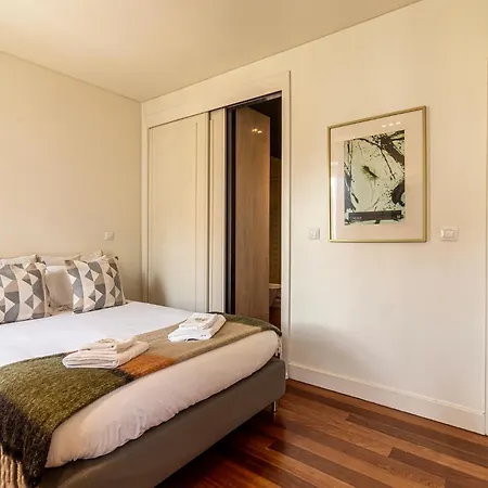 Chiado Deluxe Design 3 Bedroom Daire *