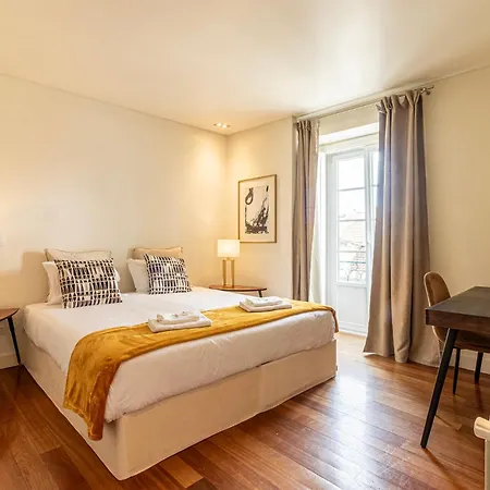 Chiado Deluxe Design 3 Bedroom Appartamento